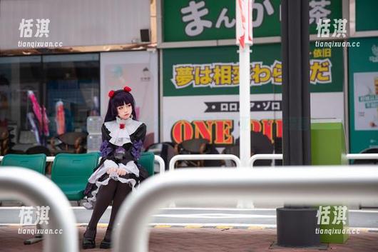 G44不会受伤 清透的夏日:G44不会受伤的蔚蓝档案亚津子泳装图包来袭