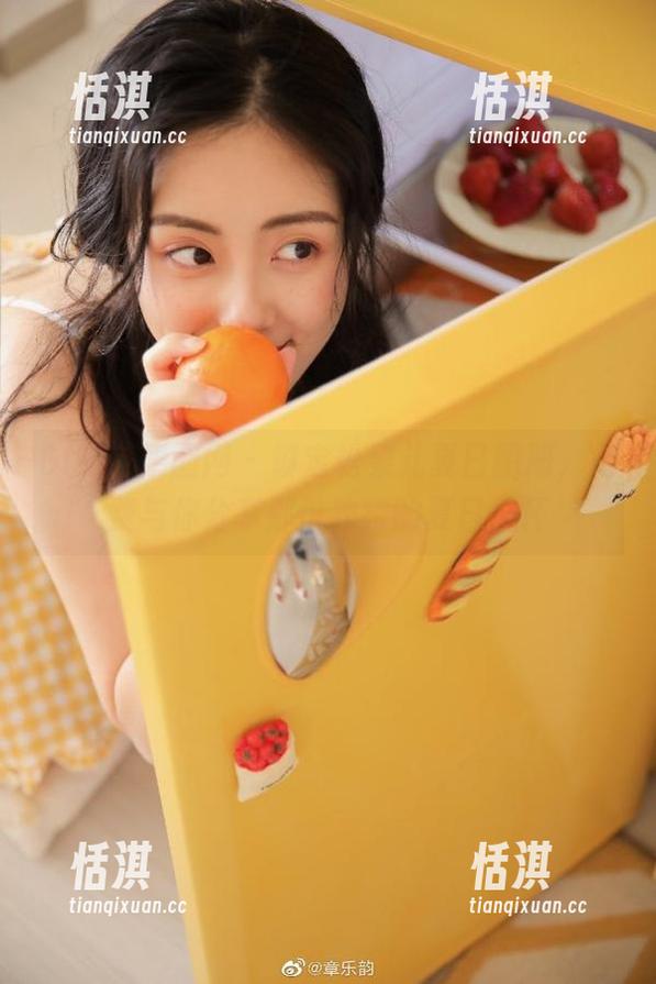 GIRLT果团网 - 锁定松果儿夏日图册，免费与你分享那份独特的夏日情怀