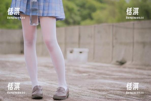 HuaYang花漾-Egg_尤妮丝 HuaYang花漾 - Egg_尤妮丝双马尾写真展:带你进入她的绚丽摄影世界
