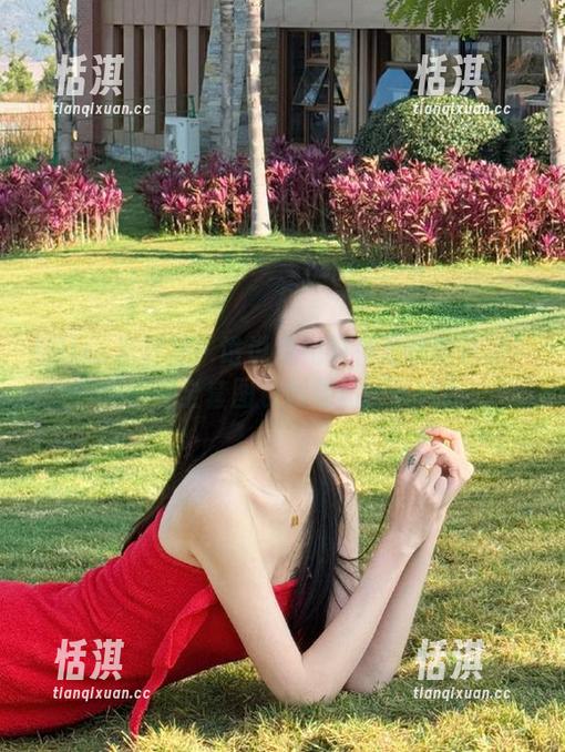 IMiss爱蜜社 - 谁说空姐只有工作和休息？杨紫嫣全套图包颠覆你的认知！