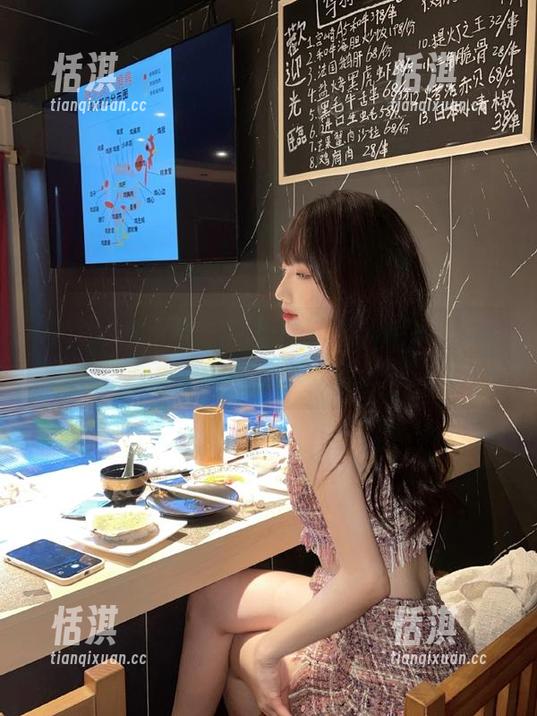 IMiss爱蜜社 - 尽情欣赏果儿Victoria的全套写真，油亮美丽映衬独特气质！