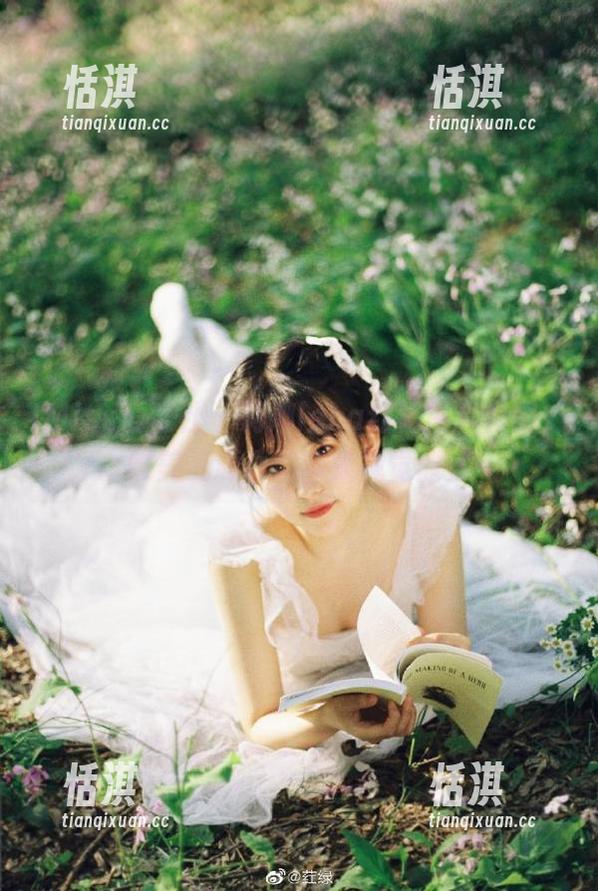 IMiss爱蜜社 - 莉娜lena红裙写真套图，唯美资源为你带来视觉盛宴