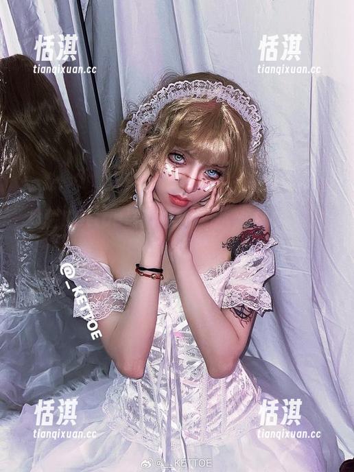 体验Kettoe最新婚纱作品，展现每位新娘的华丽瞬间