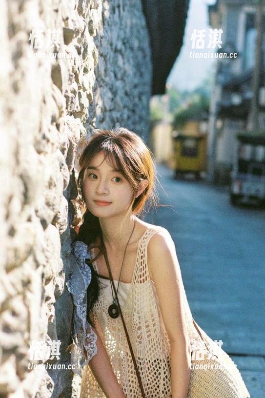 MFStar模范学院 - Cheryl青树浴室写真集：细腻资源体现女性的优雅与力量