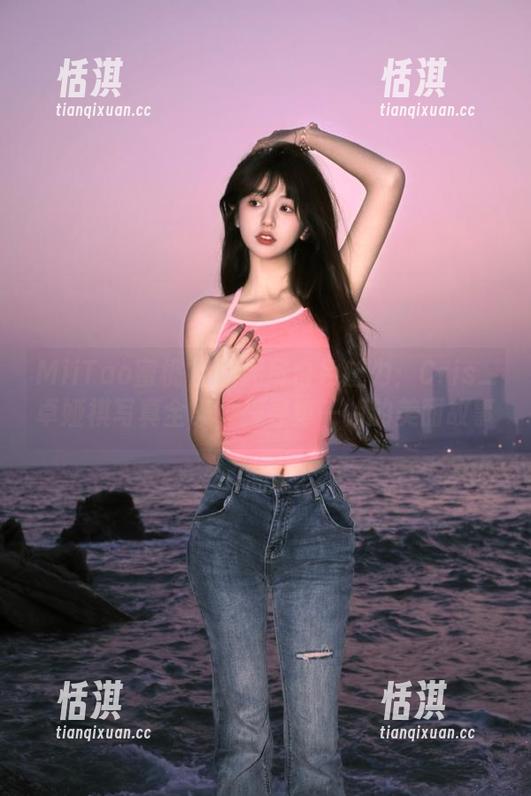 MiiTao蜜桃社 - 无尽白色魅力：Cris_卓娅祺写真全集，探寻每一帧的美丽故事