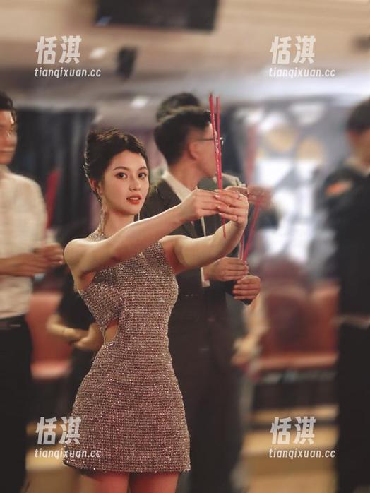 MyGirl美媛馆-Love陆瓷 MyGirl美媛馆 - 精选Love陆瓷少女的梦幻套图,带你走进她独特的青春故事!