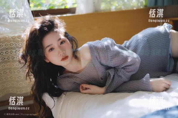 UGirls尤果网-韩乐优 UGirls尤果网 - 不容错过的韩乐优最新白裙图集,带你领略清新又妩媚的完美结合!