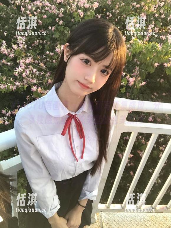 XIAOYU语画界-何嘉颖 XIAOYU语画界 - 何嘉颖写真集盛放,分享性感黑丝吊袜美腿的绝美瞬间