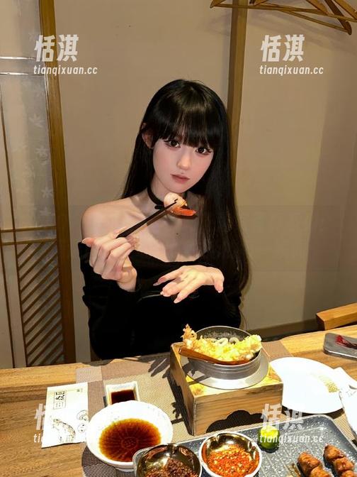 XIAOYU语画界-徐莉芝 XIAOYU语画界 - 徐莉芝居家写真系列:精选图集呈现优雅生活的每一瞬间