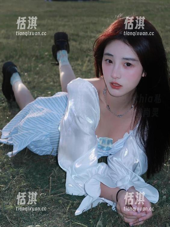 XIAOYU语画界 - 追踪杨紫嫣Cynthia私房丝袜图片，享受视觉饕餮盛宴与时尚灵感！