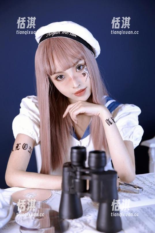 Xiuren秀人网 - Sibyl的夏日写真合集：每张壁纸捕捉到夏日的瞬间美好