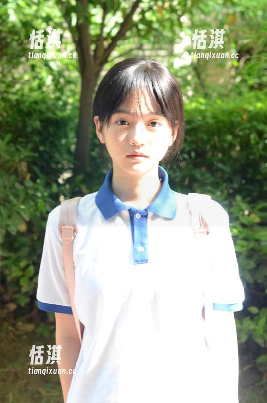 Xiuren秀人网 - 探索戴允祺女神的魅力：细腻套图作品带你领略不一样的风采