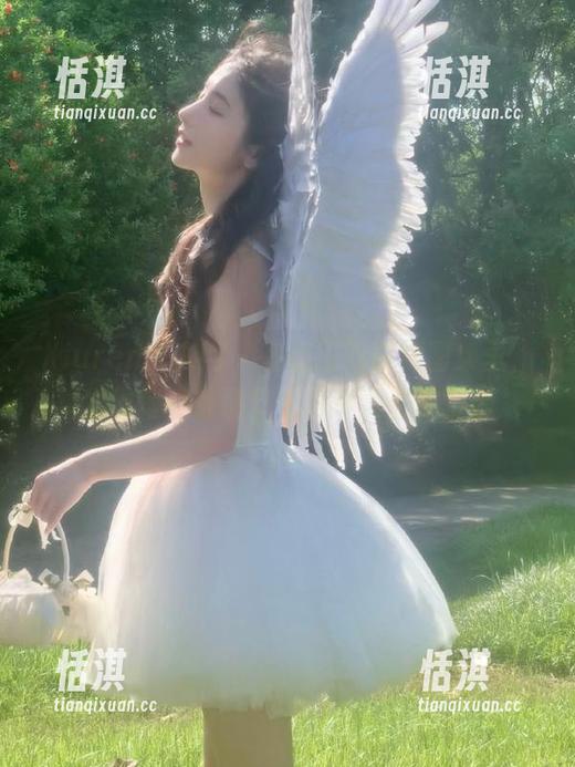 Xiuren秀人网 - 在杨玉奴白裙图集里，发现每一处细节都是珍贵美的资源