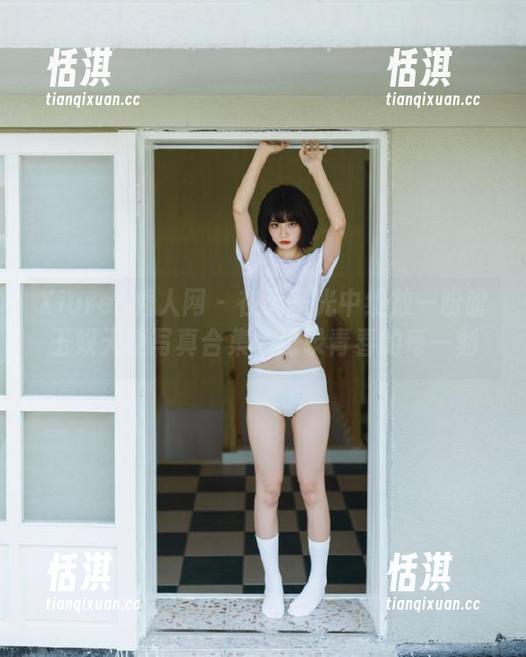 Xiuren秀人网-盼盼玉奴 Xiuren秀人网 - 在无圣光中绽放—盼盼玉奴天使写真合集,记录青春的每一刻