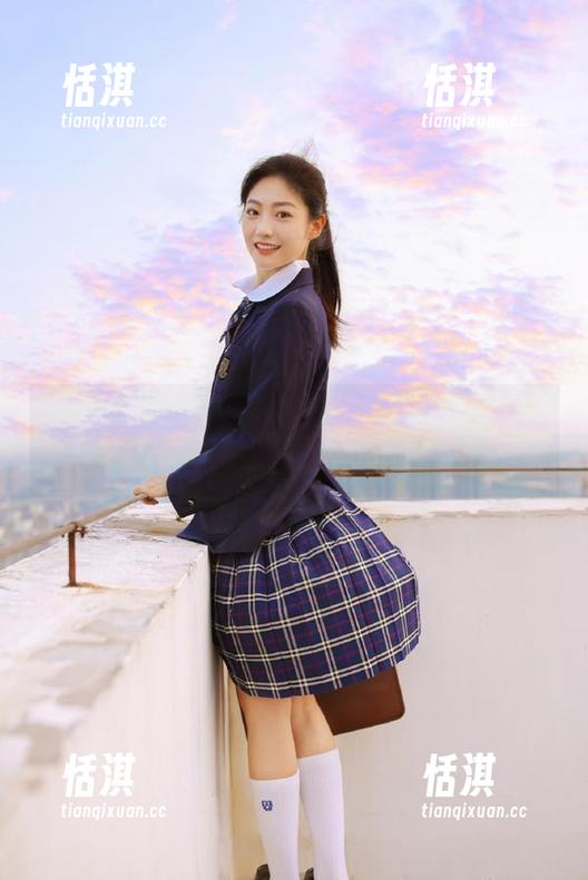 YouMi尤蜜荟-Cris_卓娅祺 YouMi尤蜜荟 - 不容错过!Cris_卓娅祺的奶牛写真免费上线,带您领略乡村魅力