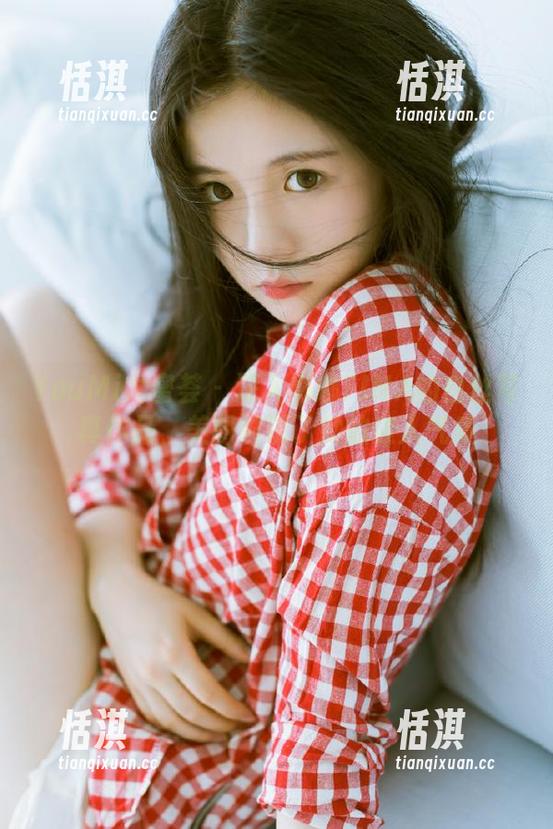 YouMi尤蜜荟-娜娜TINA YouMi尤蜜荟 - 深入娜娜TINA的白丝写真作品,美图展现了她的迷人气质