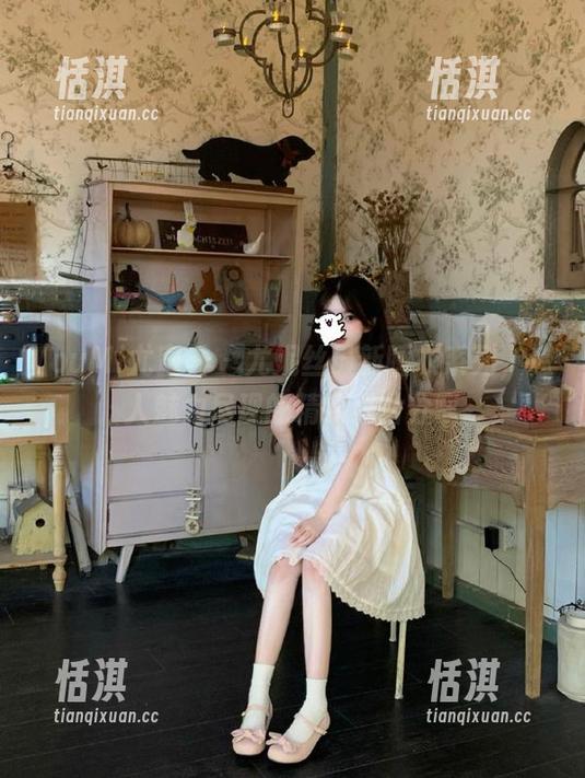YouMi尤蜜荟 - 尤妮丝最新睡衣系列，迷人魅力尽现的精致照片分享