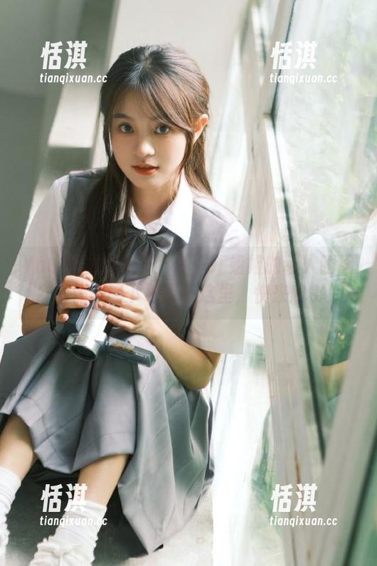 YouMi尤蜜荟 - 玥儿玥er姐姐的动人瞬间，高清美图下载尽在这里，快来欣赏！