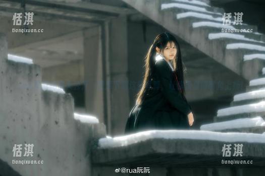 rua阮阮 rua阮阮秘密大公开:图库下载这些写真,让你羡慕得嘴角上扬!