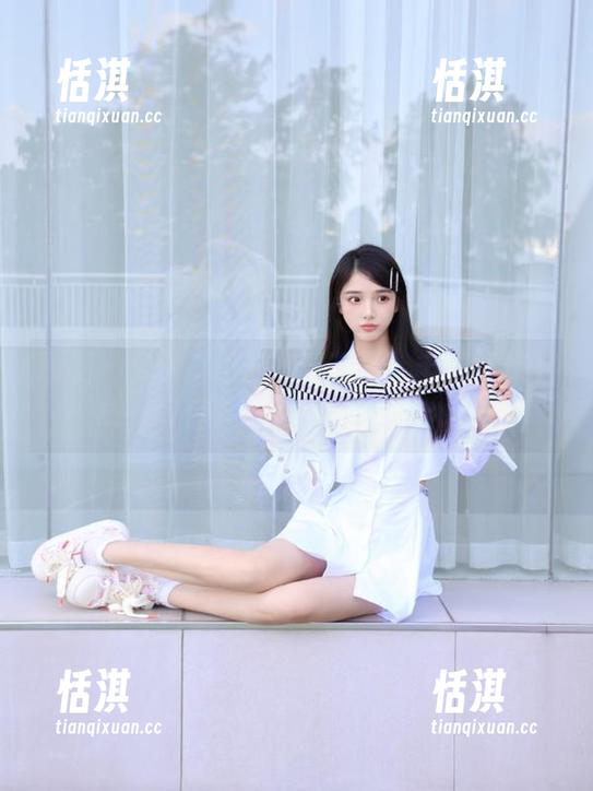 丽柜-兔子 丽柜 - 兔子女王的视觉艺术:丰富图库下载,带你体验不一样的摄影之旅