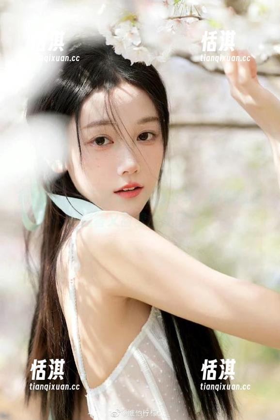 于芷晴 微密圈 - 于芷晴浴室套图分享,带你感受温馨又甜蜜的氛围!