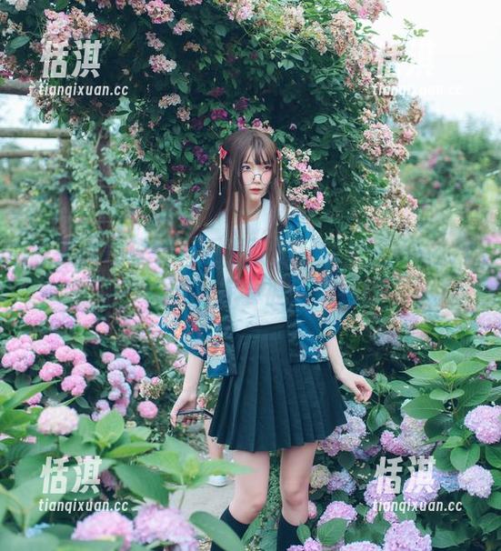 想要在线查看“五更百鬼”的JK制服图片？点击后你会被惊艳到！