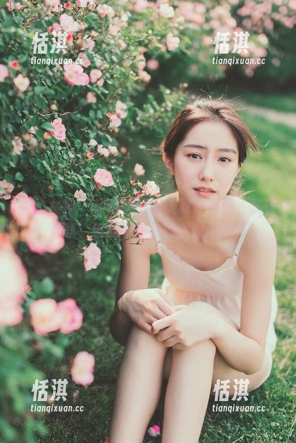 克拉女神-杨暖 克拉女神 - 杨暖礼服唯美写真美图,快来下载,感受不一样的优雅瞬间!