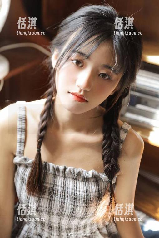 兔玩映画呈现蕾丝吊带魅力，绝美图片和原图等你来欣赏！