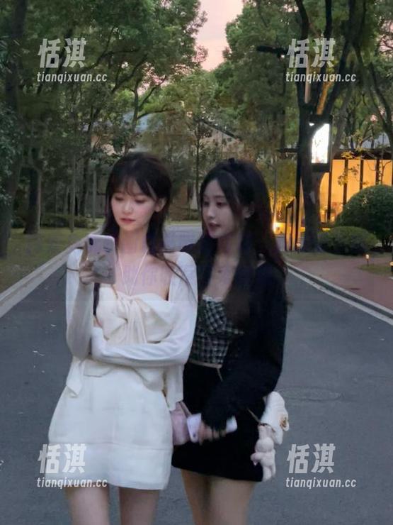 探索兔玩映画白喵喵喵写真，超高清下载助你收藏可爱瞬间