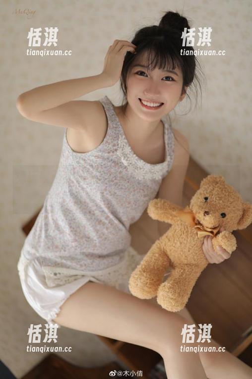 兔玩映画超清新的JK少女写真合集，网盘极速下载尽享青春！