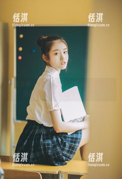 头条女神 - 探索JennyR情绪人像作品，网盘中存储着她的每一份感动