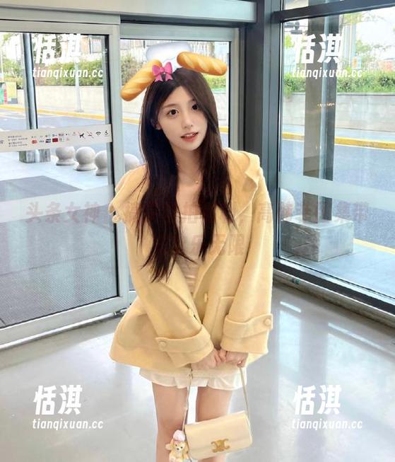 头条女神-高韩菲 头条女神 - 搞笑自拍福利,高韩菲图集带来欢乐无限