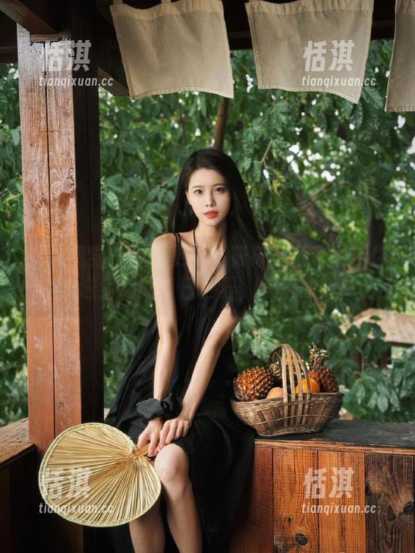 妖精视觉-筱筱 妖精视觉 - 重磅更新!筱筱圣诞套图带你走进梦幻的节日世界,快来欣赏!