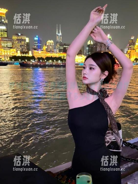 妖精视觉-芸芸 妖精视觉 - 免费写真揭秘!芸芸的透明作品到底隐藏了多少惊喜?