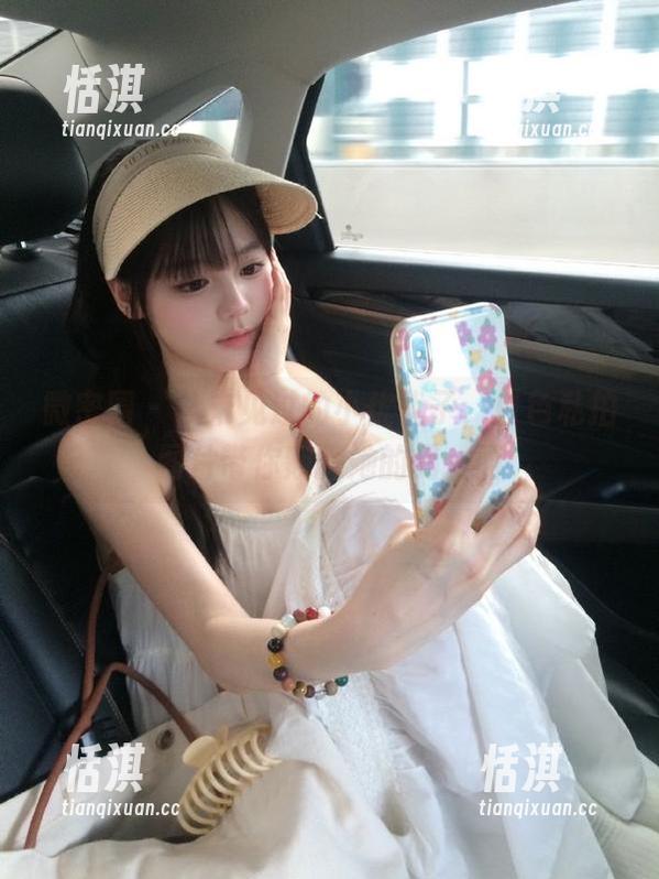 微密圈 - 从未见过的小优优子，白色私拍图片带你窥探她的另一面