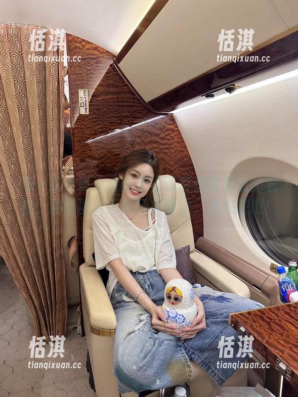 小瑶幺幺 每一张小瑶幺幺的护士写真都是情感的流露,精彩图片下载链接奉上,速来获取!