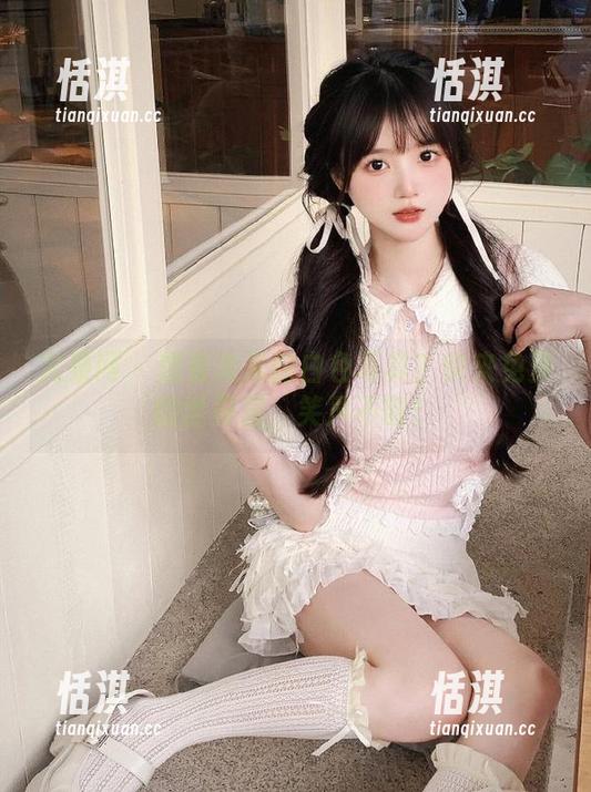 尤果网 - 想看米米的白色写真？快来免费的世界里，笑声不断！