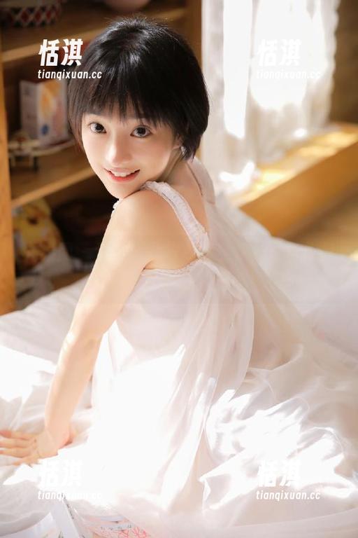 尤果网-诗朵雅 尤果网 - 追随诗朵雅,感受户外写真作品中的每一丝动人原图!