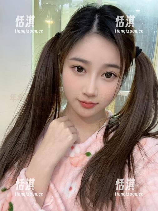 年年Nnian旅拍：高清壁纸视角下的自然与人文，带你穿越时空的旅行体验！