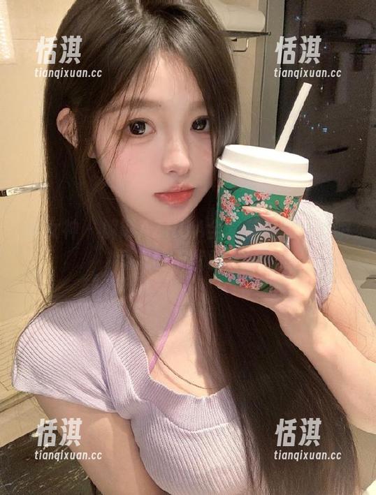 推女神 - 解锁AZHUA全套美脚写真，瞬间沉醉于优雅之中