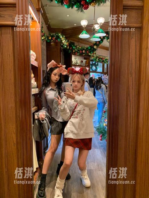 推女神 - 可爱尤Una娜私拍合集发布：感受她独特的魅力，尽情享受视觉上的饕餮盛宴！