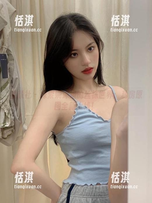 星颜社 - 探索姚沐迪的丝袜世界：私房原图全新上线！