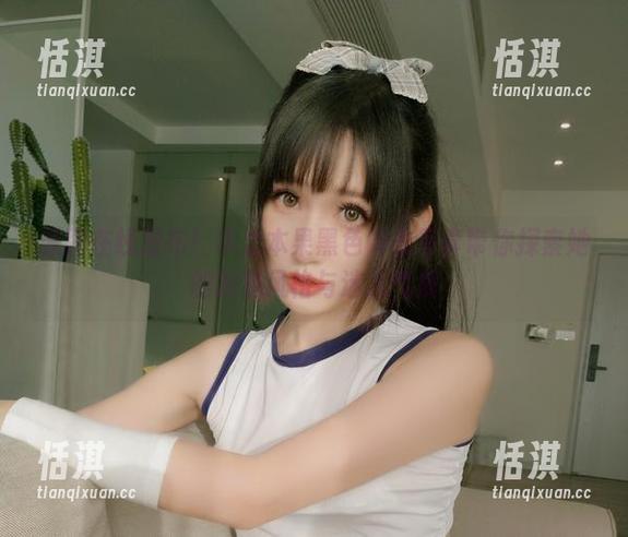 原图在线发布！木之本果黑色内衣写真带你探索她的独特风格与迷人气质
