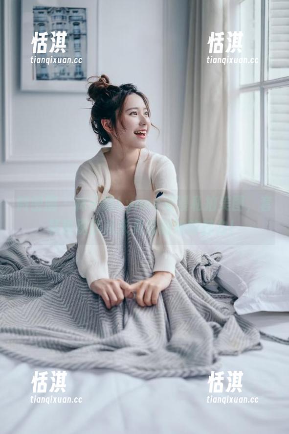 林子喵Lynne 微密圈 - 林子喵Lynne浪漫私拍美图,套装展现你从未见过的她的魅力!