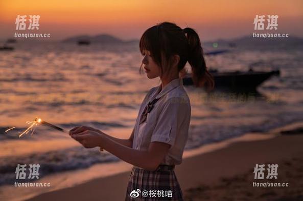 桜桃喵裸足高清合集，足下生花，带你走进精致生活的每一刻！