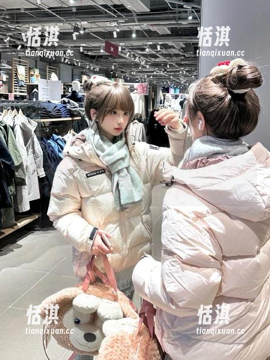 梦丝女神 - 精致花月舞图包，肉丝写真合集让你的每一天都充满惊喜与活力～