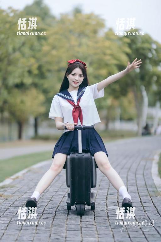 梦丝女神 - 清新盛夏：莹仙女的无圣光写真，完美诠释夏日风情