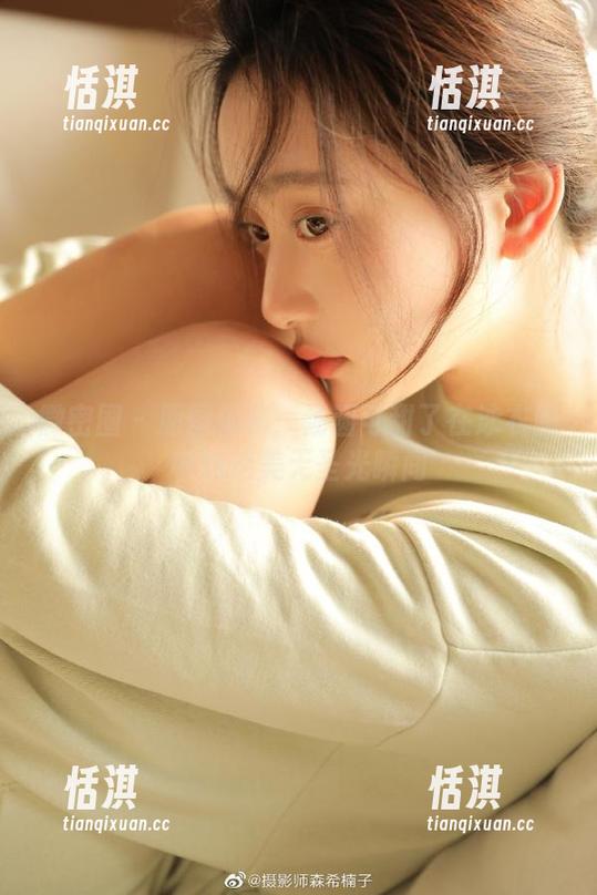 微密圈 - 原图揭秘：汤圆可甜了在泳衣照中的绝美无圣光瞬间