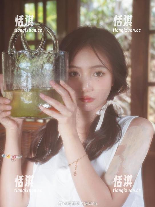 定制你的和服风格——洛丽塔大哥图集展示精彩瞬间