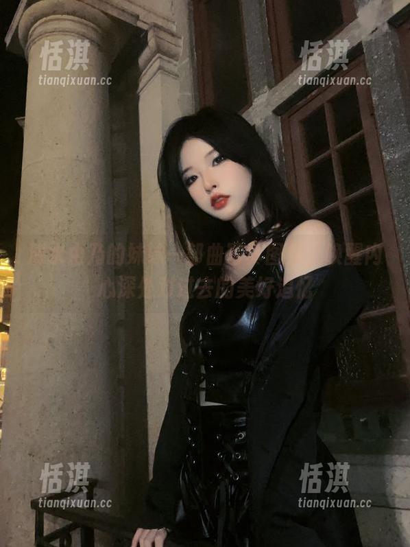 清水由乃的妹妹一部曲写真图集，唤醒内心深处对过去的美好追忆